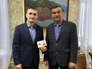 ПРЕПОДАВАТЕЛЬ СИБУП — ОБЛАДАТЕЛЬ ЗОЛОТОГО ЗНАКА ГТО!