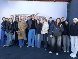 Студенты колледжа на просмотре документального фильма «Гагарин. Обнимая мир»